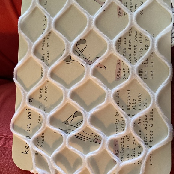 A New Day wide Fishnet tights - Picture 2 of 2